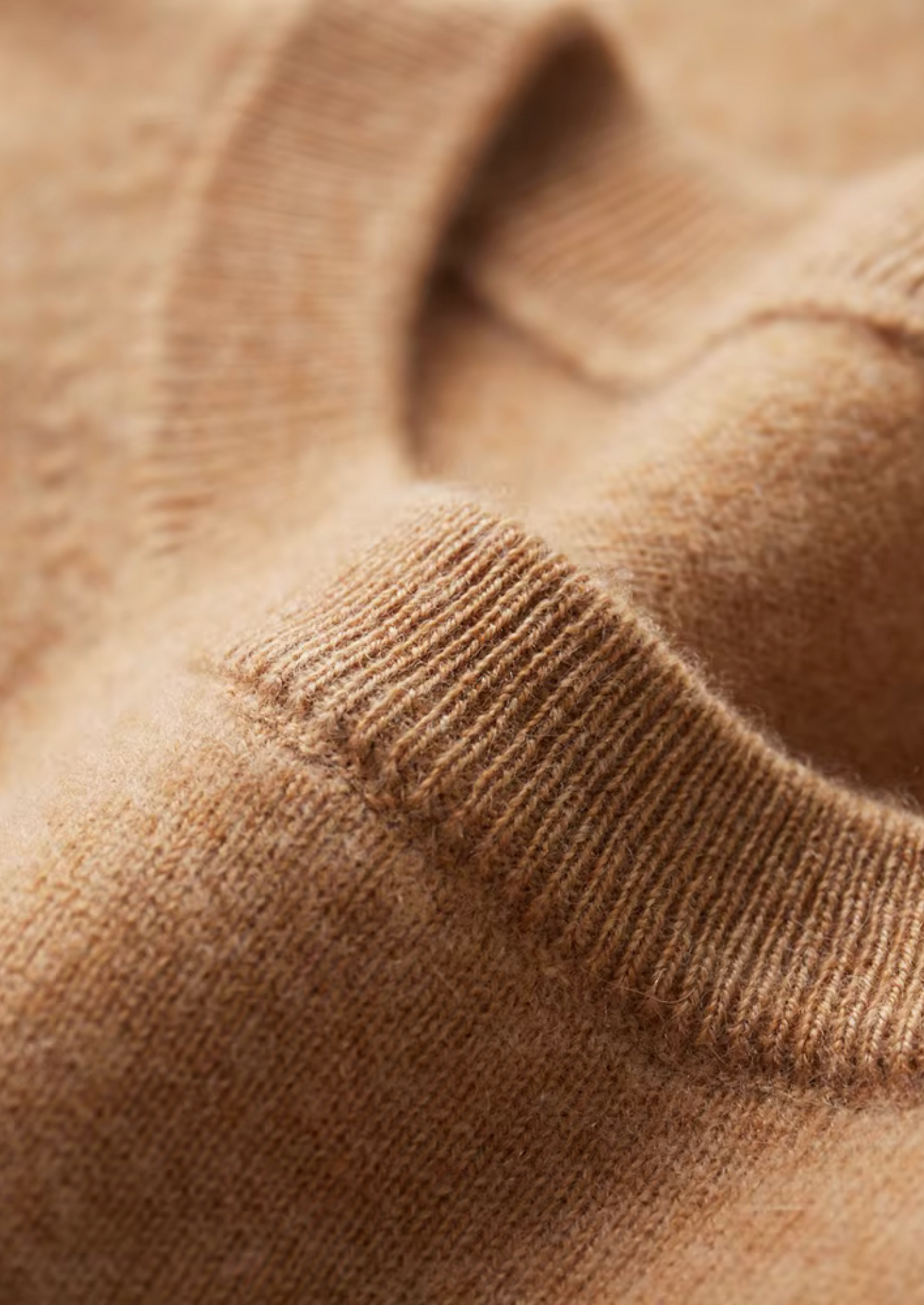 100% CASHMERE CLASSIC CREWNECK T-SHIRT