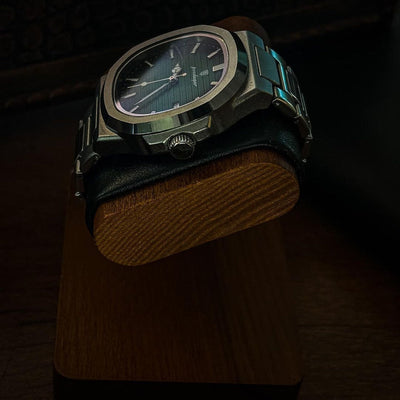 Nautilus™ | Timeless Steel Elegance