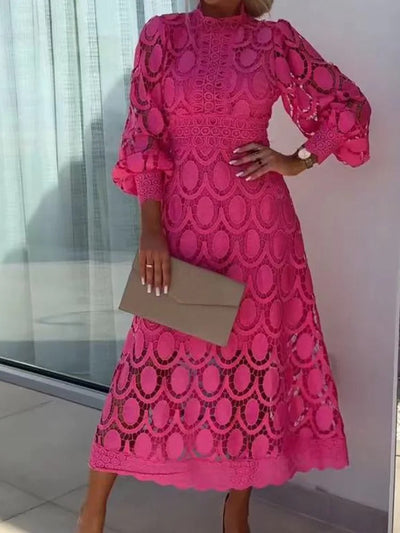 Juliette Stylish Midi Dress in Luxe Lace